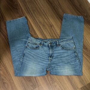American Eagle Outfitters Men's Classic Blue Straight Jeans